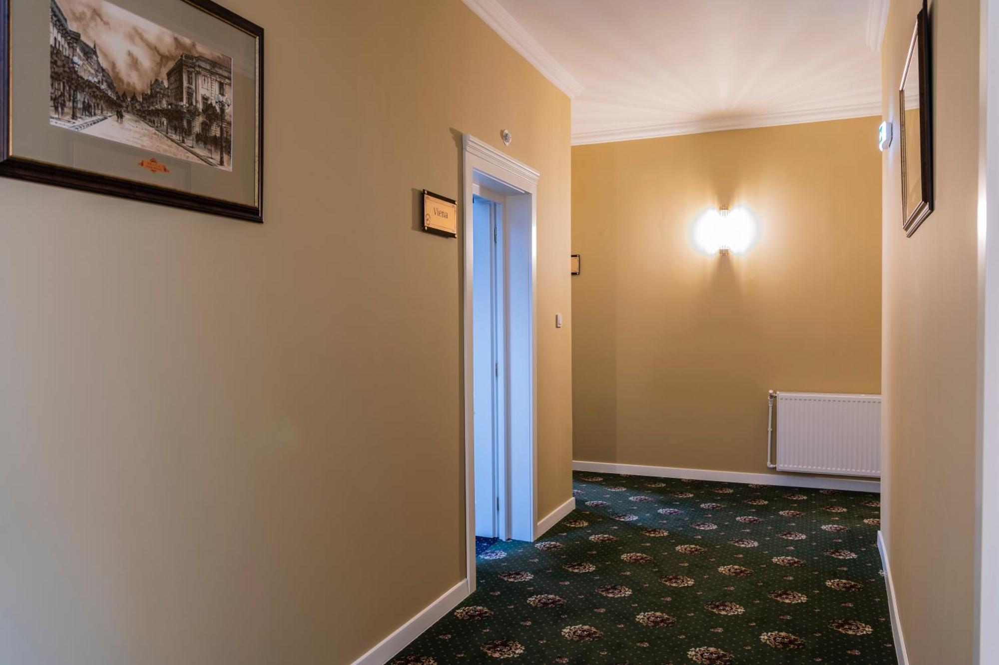 Sir Luxury Boutique Hotel Braiła Zewnętrze zdjęcie